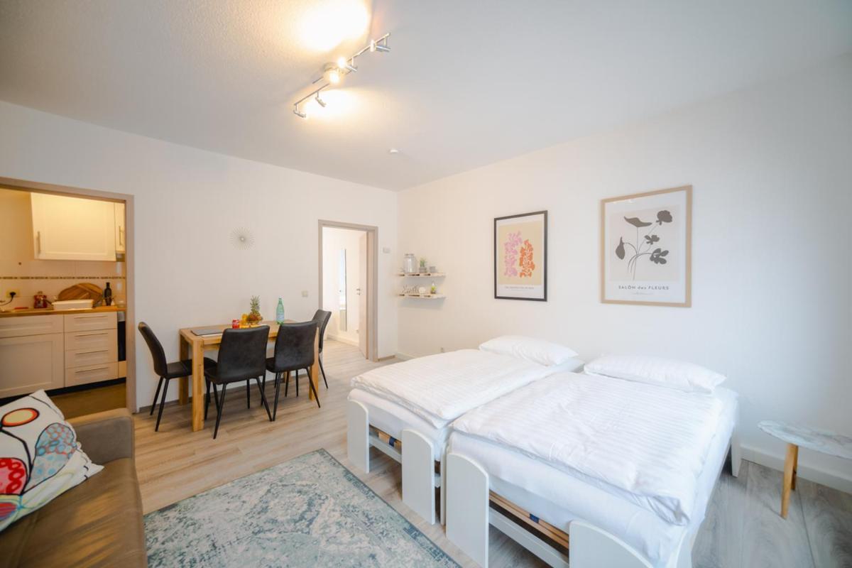 Ferienwohnung Laura In Gera Fuer Bis Zu 4 Personen - Neu Renoviert Ngoại thất bức ảnh