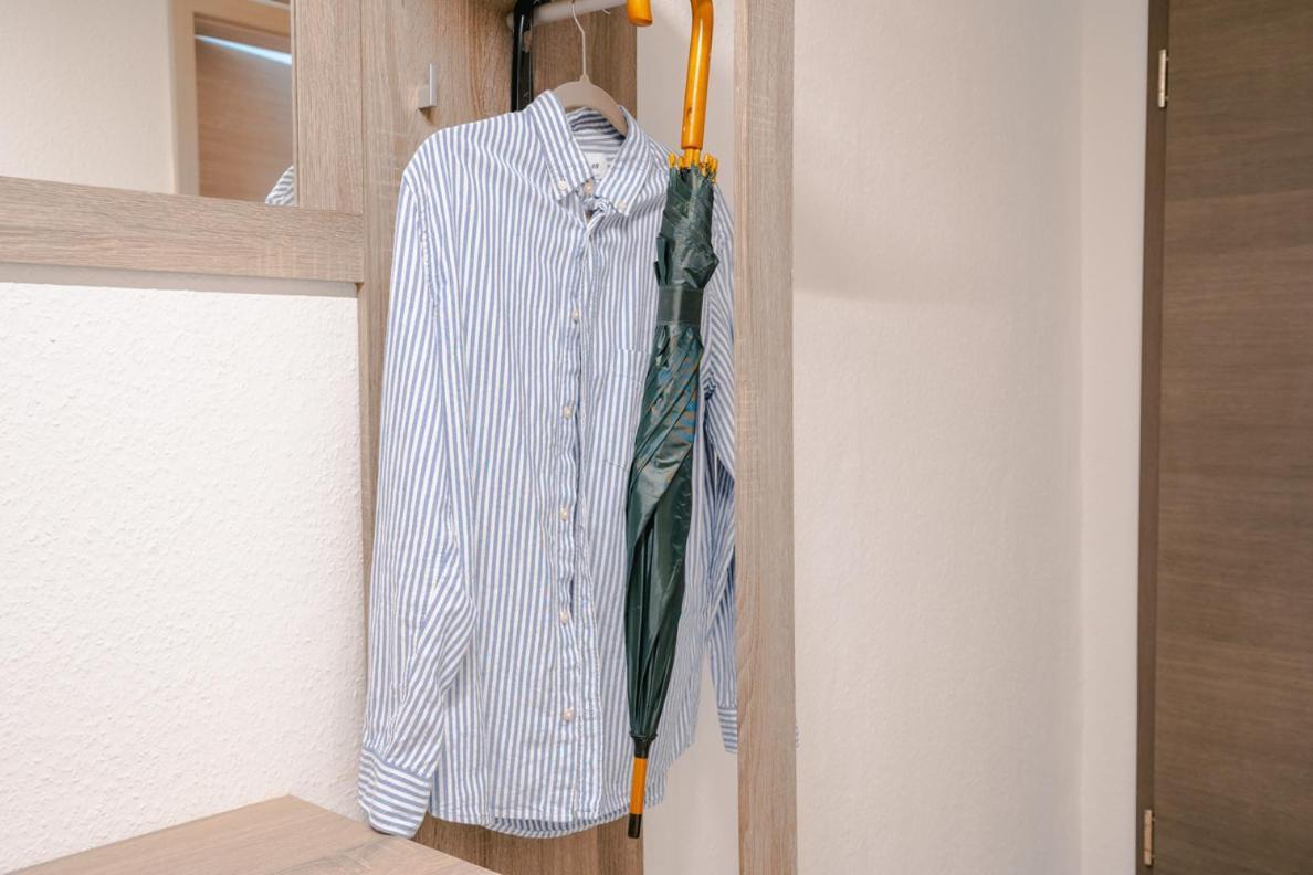 Ferienwohnung Laura In Gera Fuer Bis Zu 4 Personen - Neu Renoviert Ngoại thất bức ảnh