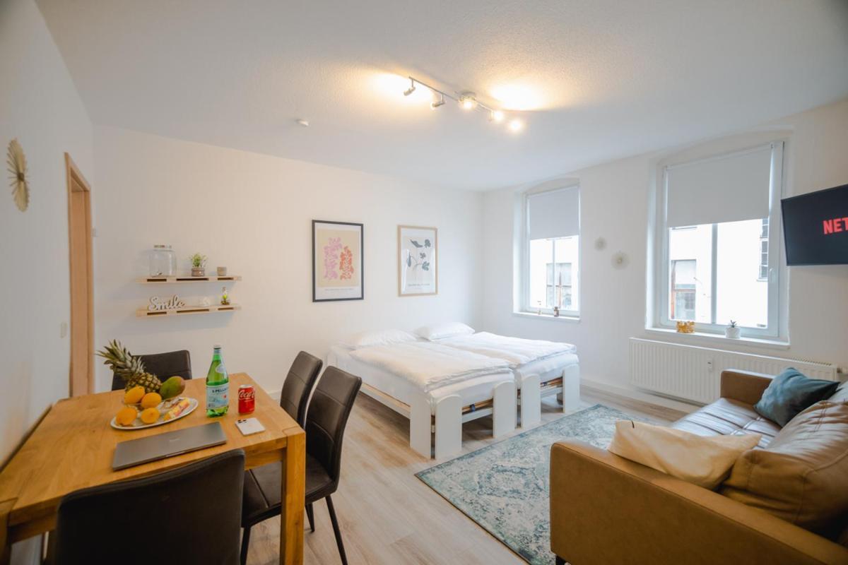Ferienwohnung Laura In Gera Fuer Bis Zu 4 Personen - Neu Renoviert Ngoại thất bức ảnh