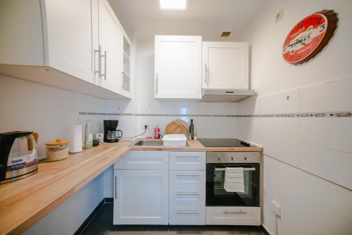 Ferienwohnung Laura In Gera Fuer Bis Zu 4 Personen - Neu Renoviert Ngoại thất bức ảnh