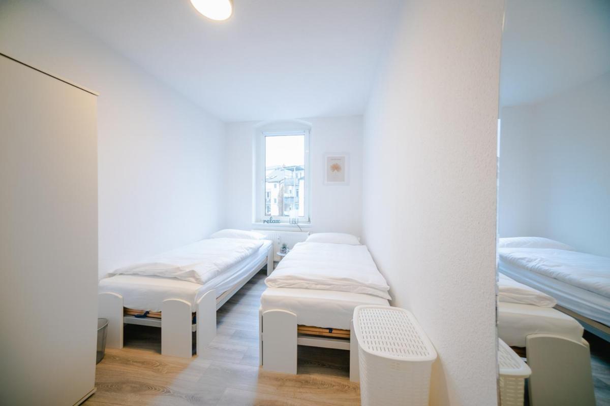 Ferienwohnung Laura In Gera Fuer Bis Zu 4 Personen - Neu Renoviert Ngoại thất bức ảnh